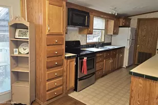 W1688 Co Rd E, Neshkoro, WI 54960 - Photo 9