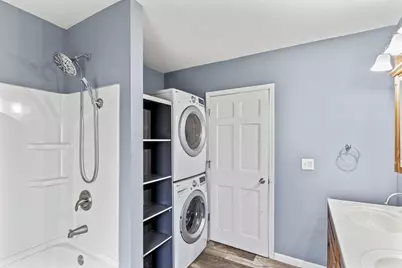 914 W Brewster Street, Appleton, WI 54914 - Photo 11