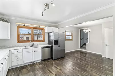 914 W Brewster Street, Appleton, WI 54914 - Photo 5