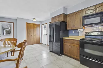 N2646 Rustic Circle, Belle Plaine, WI 54929 - Photo 9