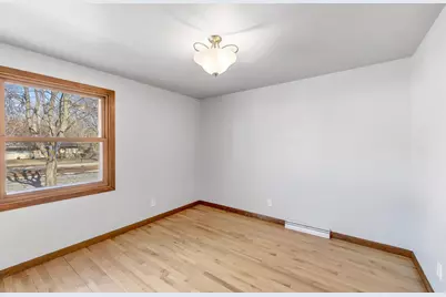 808 Ridgeway Boulevard, De Pere, WI 54115 - Photo 13