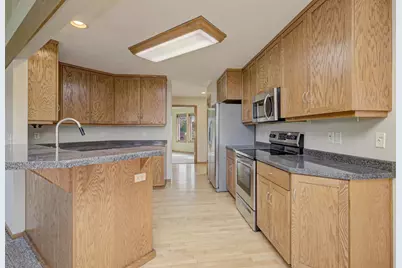 1690 Gateway Meadows Lane, Neenah, WI 54956 - Photo 3