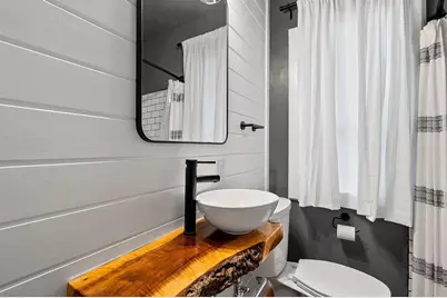 1952 N 86th Street, Wauwatosa, WI 53226 - Photo 25