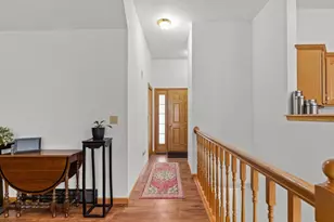 1513 Dickenson Ct, Neenah, WI 54956 - Photo 5