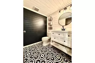 1342 Buckys, Green Bay, WI 54313 - Photo 41