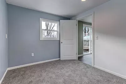 623 Hunters Point Road, Neenah, WI 54956 - Photo 17