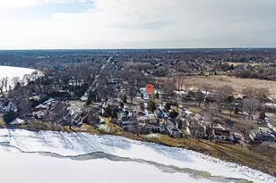 623 Hunters Point Rd, Neenah, WI 54956 - Photo 31