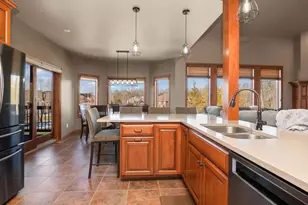 2145 Roberta Ct, Green Bay, WI 54313 - Photo 13