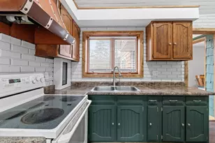 E8557 Weyauwega Rd, New London, WI 54961 - Photo 13