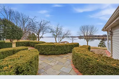 1710 Lakeshore Drive, Menasha, WI 54952 - Photo 41