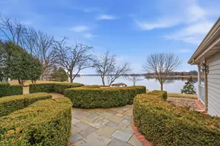 1710 Lakeshore Dr, Menasha, WI 54952 - Photo 41