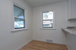 1908 Columbus St, Manitowoc, WI 54220 - Photo 19