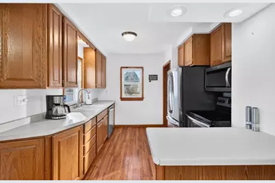 504 Monmouth Street, Fond du Lac, WI 54937 - Photo 5