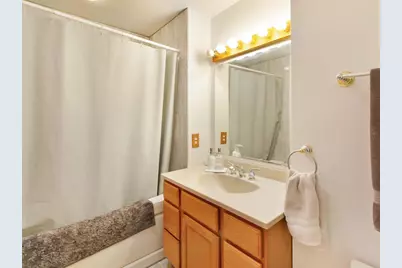 1543 Lakeview Drive, Green Bay, WI 54313 - Photo 17