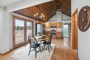 530 Clairville Rd, Oshkosh, WI 54904 - Photo 9