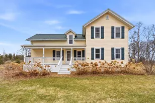 530 Clairville Rd, Oshkosh, WI 54904 - Photo 1