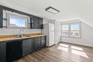 86 E Johnson St, Fond du Lac, WI 54935 - Photo 11