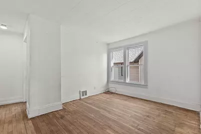 86 E Johnson Street, Fond du Lac, WI 54935 - Photo 5