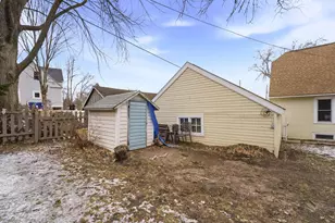 12 E 2nd St, Clintonville, WI 54929 - Photo 29