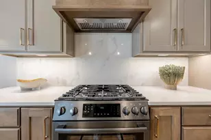 387 Baywood Trl, Green Bay, WI 54311 - Photo 17