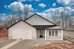 387 Baywood Trl, Green Bay, WI 54311 - Photo 1