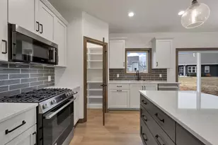 2407 Whispering Wind Ln, Green Bay, WI 54303 - Photo 11