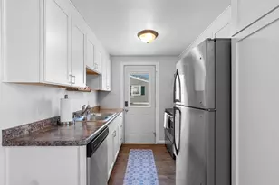 831 Sunny Ln, Green Bay, WI 54304 - Photo 13