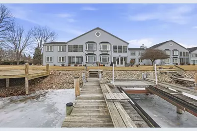 195 Captains Court, Winneconne, WI 54986 - Photo 1