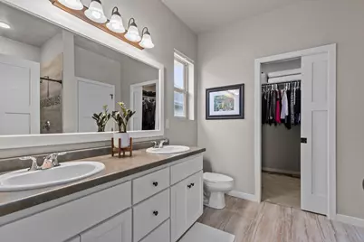 3427 Tulip Trail, Little Chute, WI 54913 - Photo 13