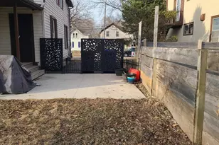 739 W 8th St, Appleton, WI 54914 - Photo 33