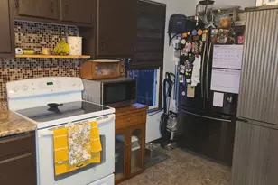 739 W 8th St, Appleton, WI 54914 - Photo 13