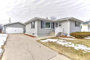 3021 16th St, Menominee, MI 49858 - Photo 1