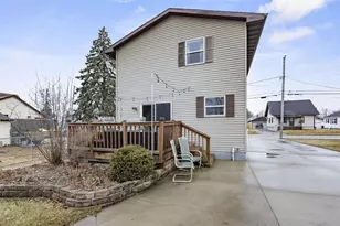 137 Gruenwald Ave, Neenah, WI 54956 - Photo 49