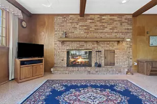 907 Ernst Dr, Green Bay, WI 54304 - Photo 17