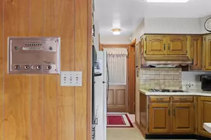 907 Ernst Dr, Green Bay, WI 54304 - Photo 7