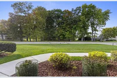 907 Ernst Drive, Green Bay, WI 54304 - Photo 37