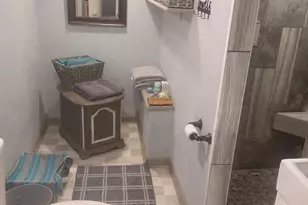 812 1st St, Menasha, WI 54952 - Photo 7