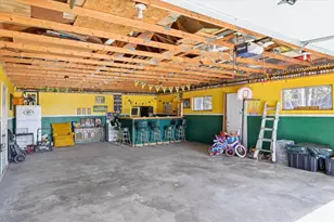 2305 Hillside Ln, Green Bay, WI 54302 - Photo 19