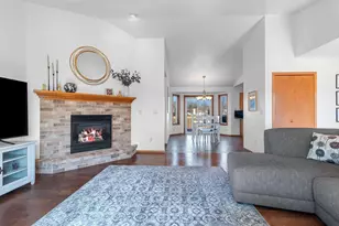 3473 Wiggins Way, Green Bay, WI 54311 - Photo 5