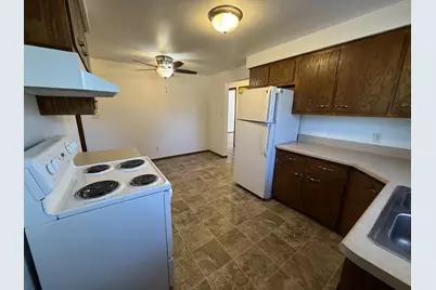 1269 Primrose Lane, Neenah, WI 54965 - Photo 7