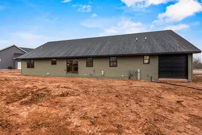 2984 Creekwood Drive, Green Bay, WI 54311 - Photo 51