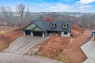 2984 Creekwood Dr, Green Bay, WI 54311 - Photo 59