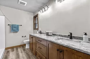 2984 Creekwood Dr, Green Bay, WI 54311 - Photo 35