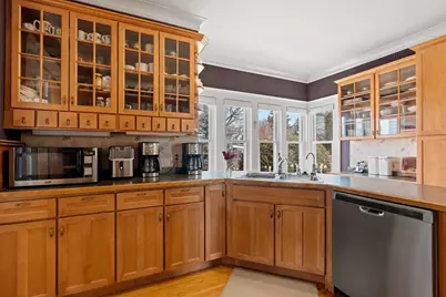 637 S Monroe Avenue, Green Bay, WI 54301 - Photo 11