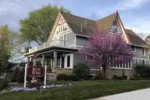 637 S Monroe Ave, Green Bay, WI 54301 - Photo 1