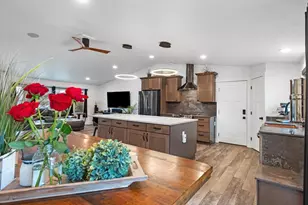 499 Tyrolian Dr, Green Bay, WI 54302 - Photo 19