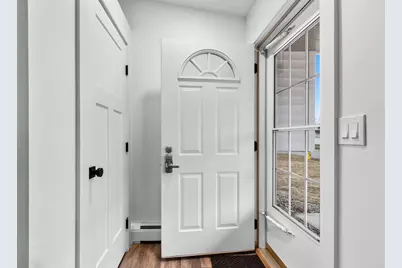 499 Tyrolian Drive, Green Bay, WI 54302 - Photo 3