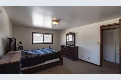 505 Park Avenue, Waupaca, WI 54981 - Photo 9