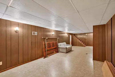 2437 Peshtigo Street, Green Bay, WI 54313 - Photo 31