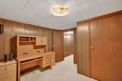 2437 Peshtigo Street, Green Bay, WI 54313 - Photo 33